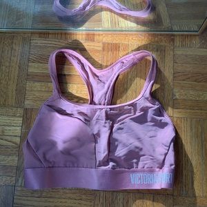 ⭐️DONATING- accepting any offer⭐️